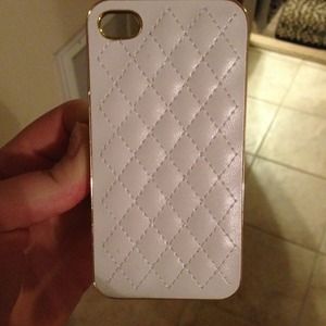 iPhone 4/4s white and gold cushion case