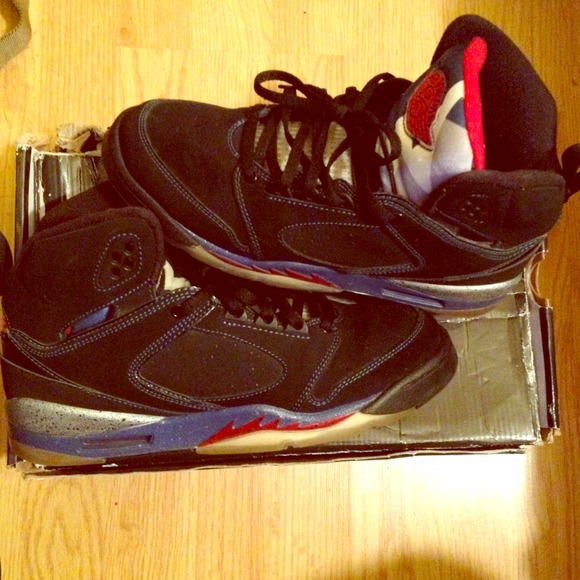 Jordan 60 Plus (Pistons)