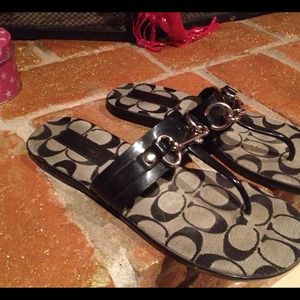 Coach Buckle sandals size 8