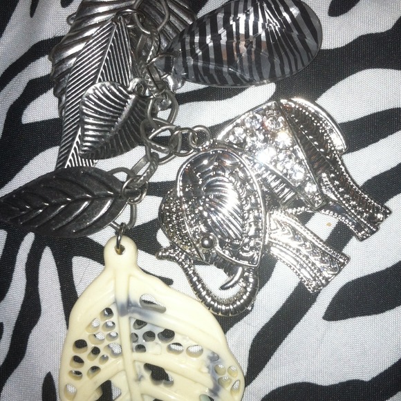 Necklace - Picture 2 of 2