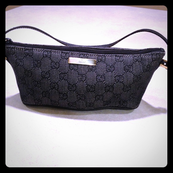 Authentic Gucci pouchette bag black and gray