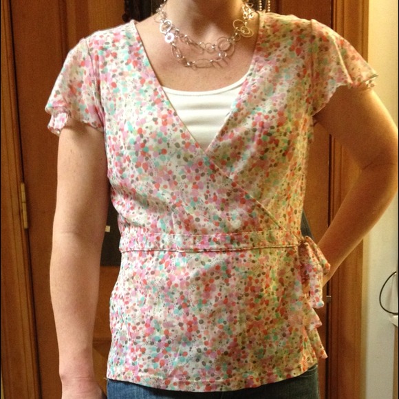 ✨Sold✨Cute spring top 🐣