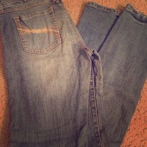 Light Distressed jeans