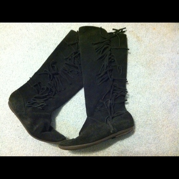 Reduced!! 🚫steve Madden Arizona flat fringe boots