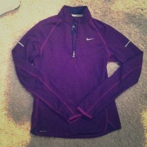 Nike Pullover