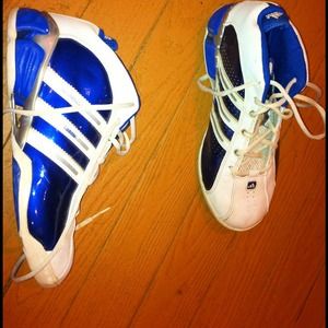 SOLD!!!!!!Pre- owned size 9 men's basketball shoes