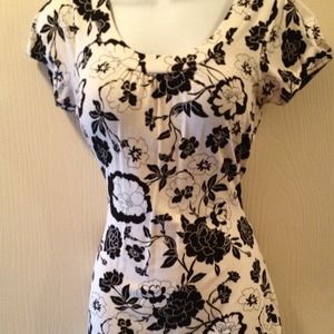 SOLD!!! Floral top