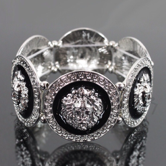 Vintage lion head bracelets