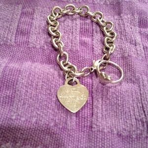 💯% Authentic Tiffany & Co bracelet. Free ring