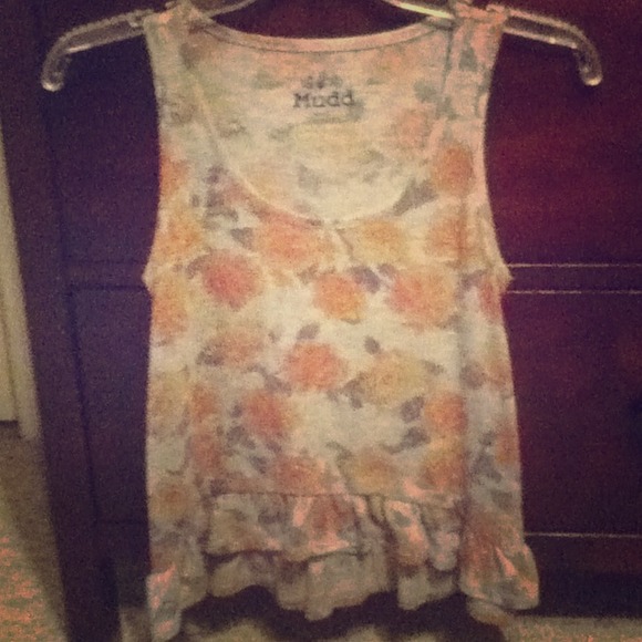 Cute Mudd vintage rose tank top