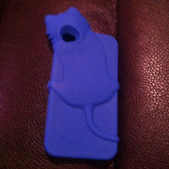 A Lil pussy cat iPhone cover