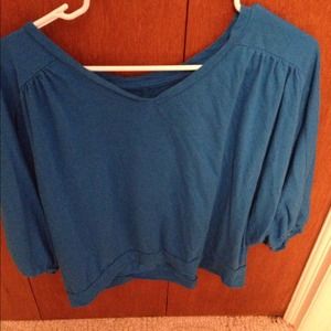 Blue oversized cropped top