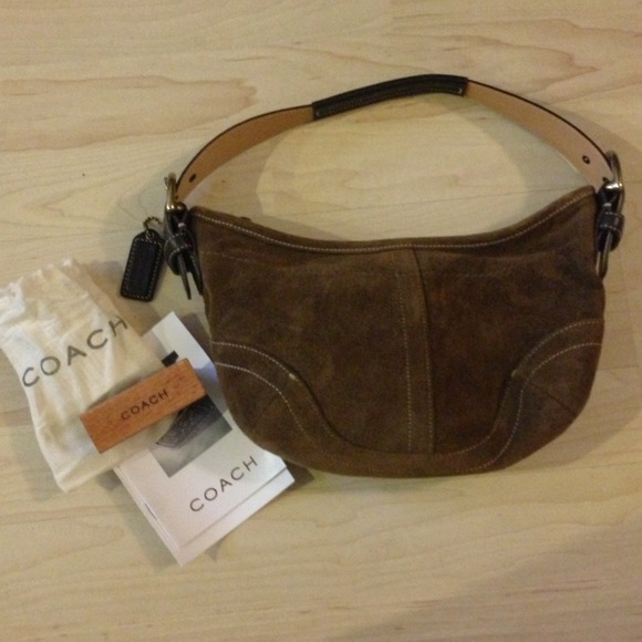 💢REDUCED💢Authentic suede Coach purse