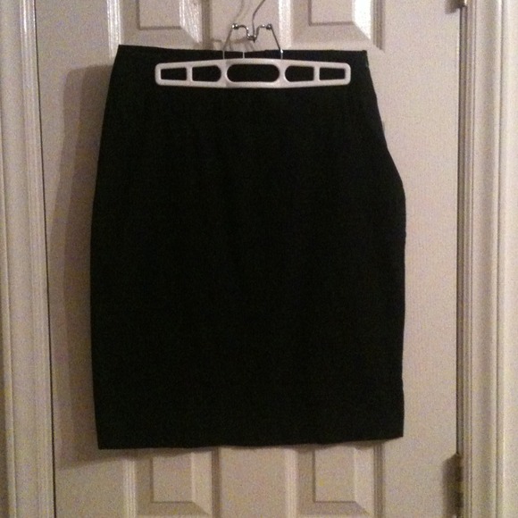 Women's black pencil skirt