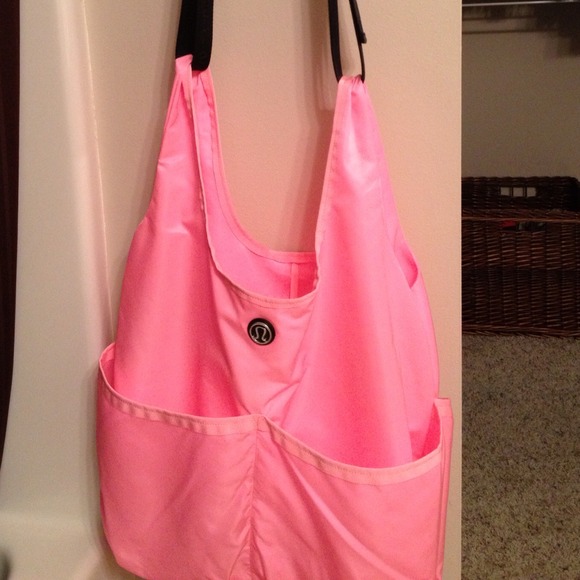 Lululemon tote bag- reserved