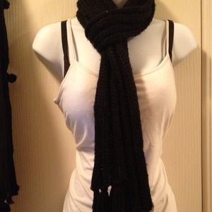 SOLD!!!! Black scarf