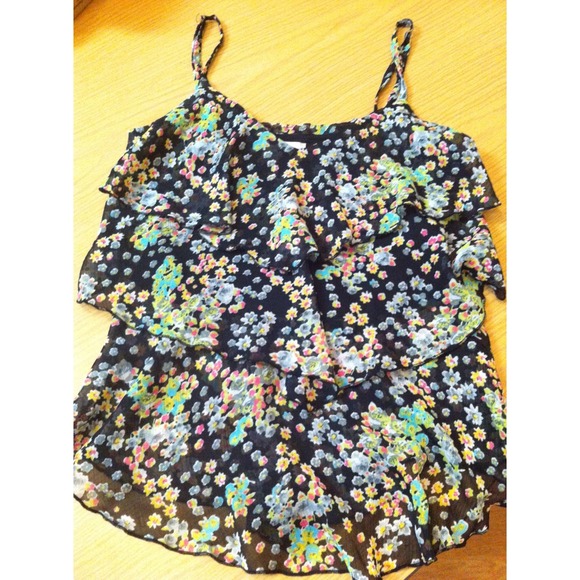 Flowy spaghetti  strap shirt