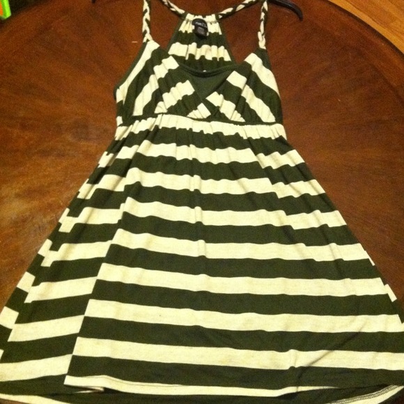 Rue 21 baby doll top or sun dress