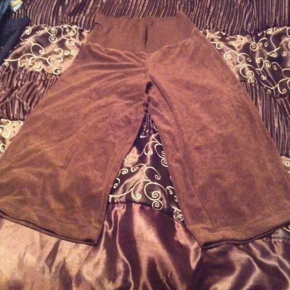 Brown Velour Capri Pants