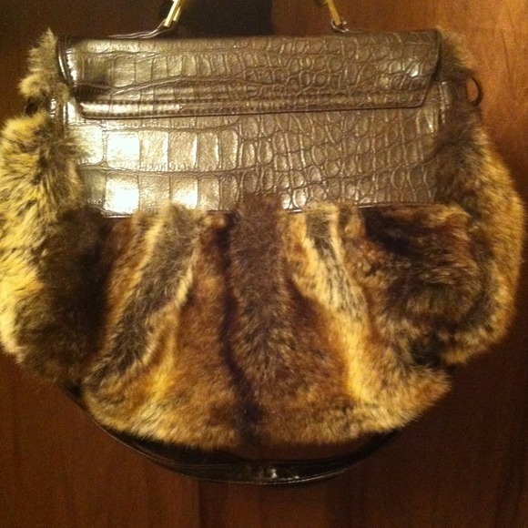 Handbag - Picture 2 of 4