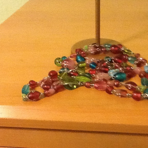 Neclace - Picture 2 of 2