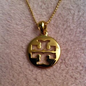 Tory burch necklace