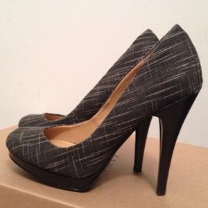 NEW Ninewest Pumps