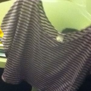 Cropped pullover top