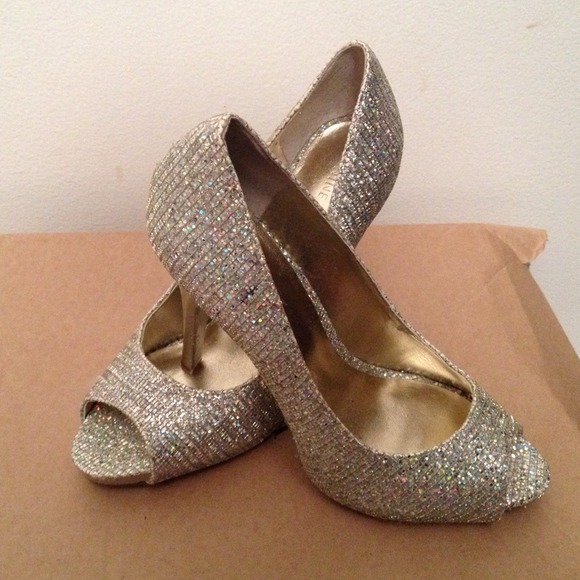NEW Ninewest Multi Glitter Peep Toe