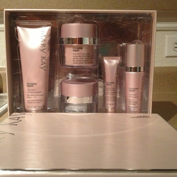 Mary Kay volufirm set