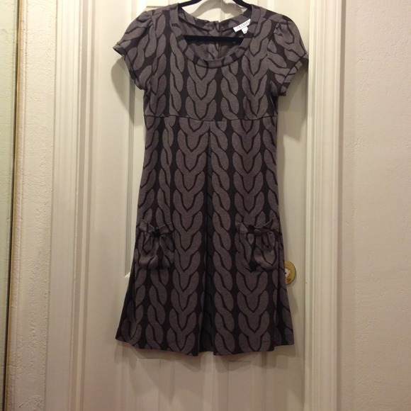 SOLD -- Nice casual day or night dress