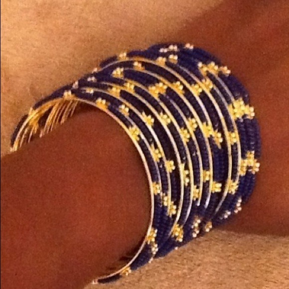 Outfit... - Picture 4 of 4