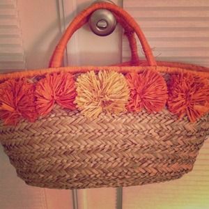 ⬇Reduced⬇ Woven Spring / Summer Purse
