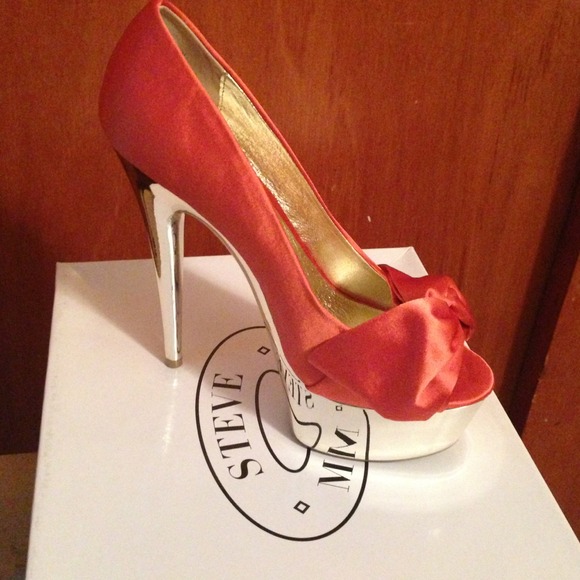 steve madden moskow coral fab