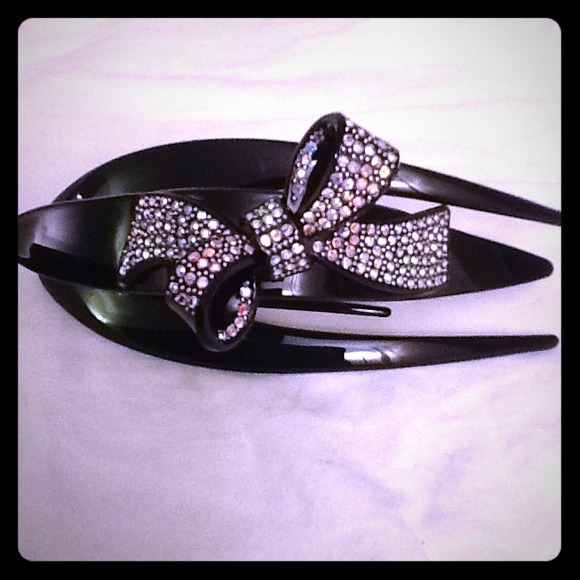 Jewel hair clip