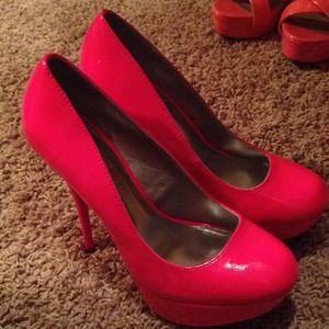 Never worn!!Hot pink neon heels