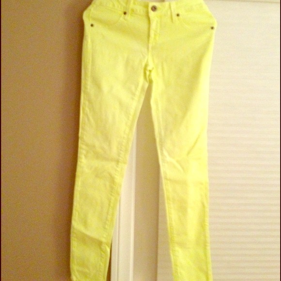 Reserved @juliaefreund Neon Yellow Skinny Jeans