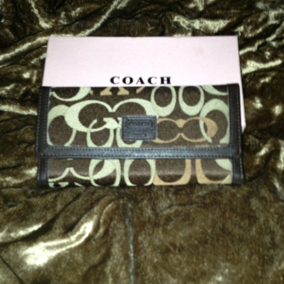 Coach wallet