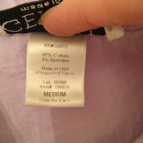 Sleeveless Ruffle Blouse - Picture 3 of 4