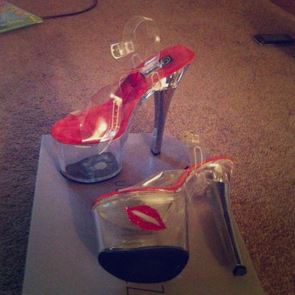 Exotic Dancer Shoes Size 8 not true to size