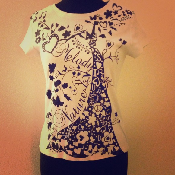 JSW White Cotton Graphic Tee - Picture 1 of 4