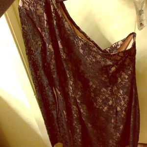 Medium black one sleeve dress