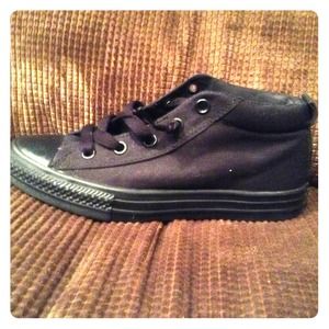 Black on black converse all stars