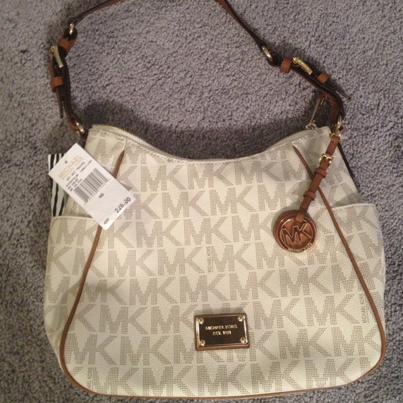 SOLD Michael Kors NWT purse