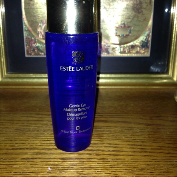 Estée Lauder Makeup remover