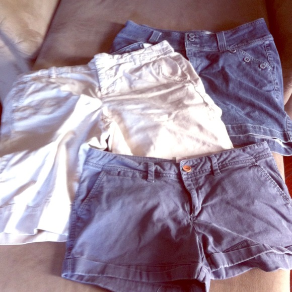 xxx On Hold  xxx Size 13 shorts and capris