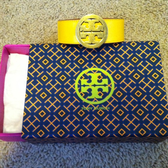 Reversible logo belt - Picture 1 of 3