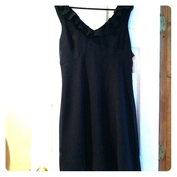 *Reserved*Cute summer black ruffle dress
