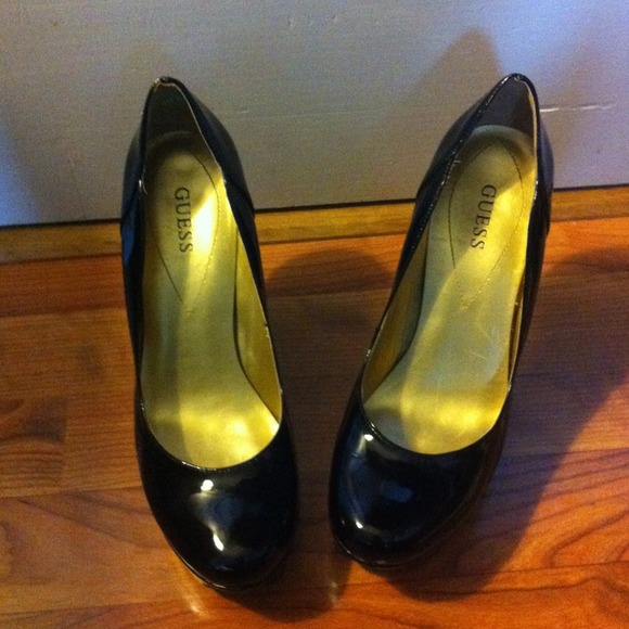 Guess heels - Picture 3 of 3