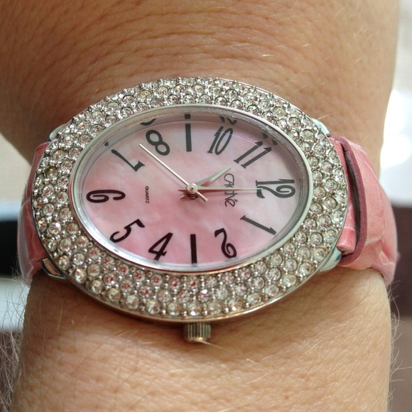 💃Sold Cache watch